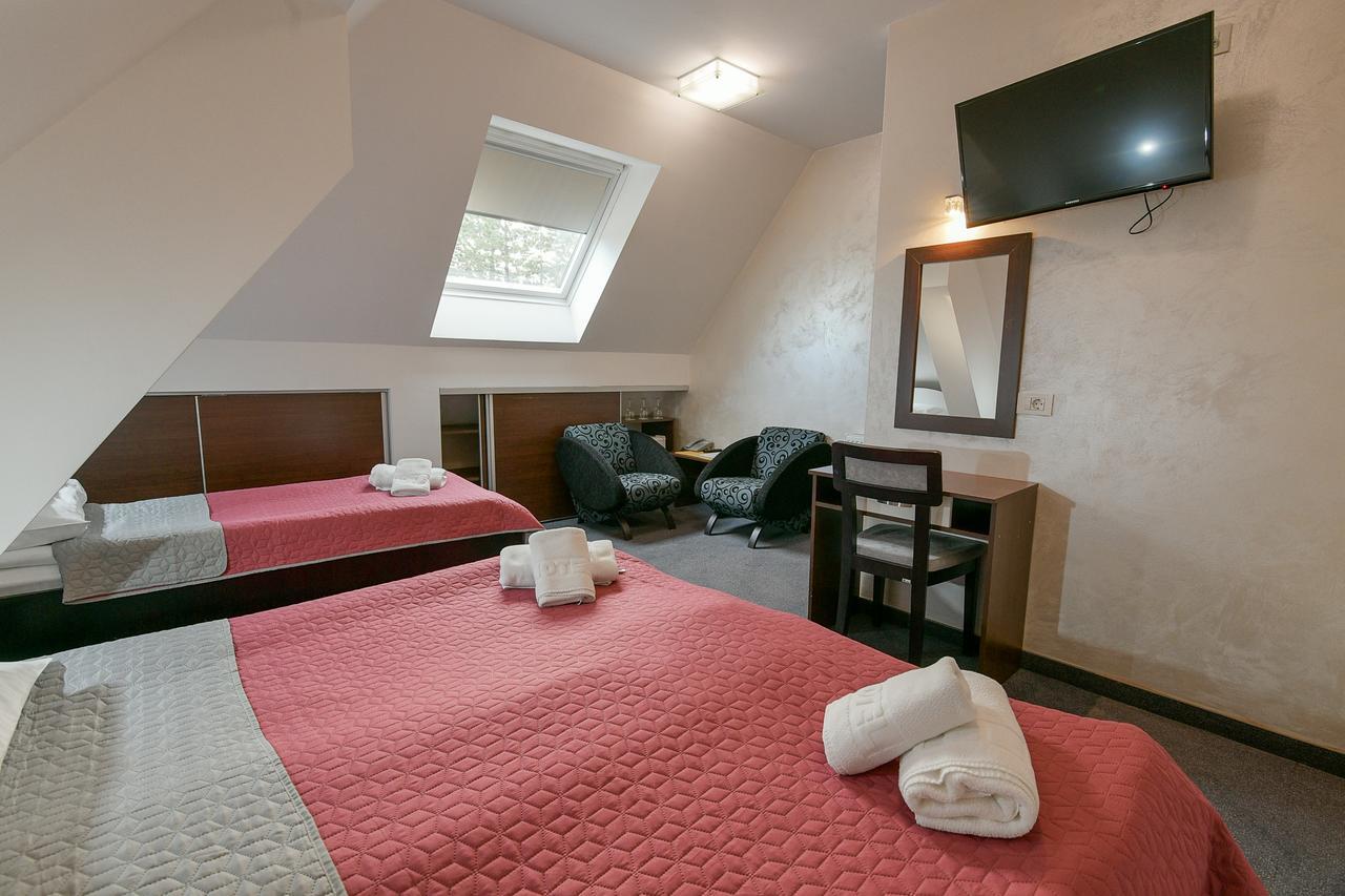 Garni Hotel Simsir Ζλάτιμπορ Εξωτερικό φωτογραφία