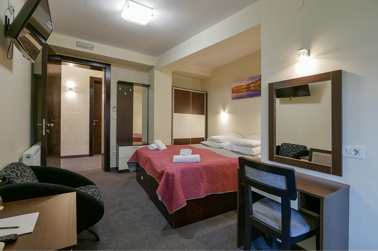 Garni Hotel Simsir Ζλάτιμπορ Εξωτερικό φωτογραφία